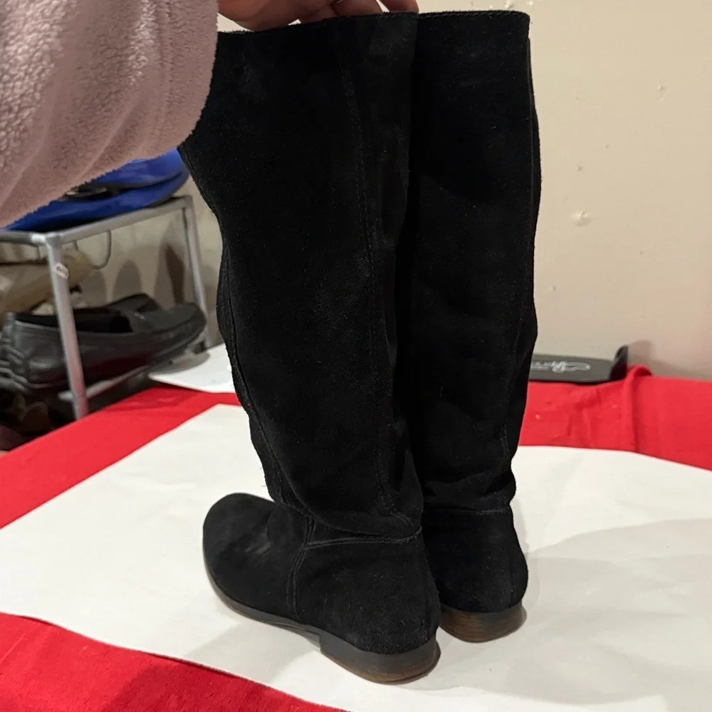 Black leather mid calf Boots